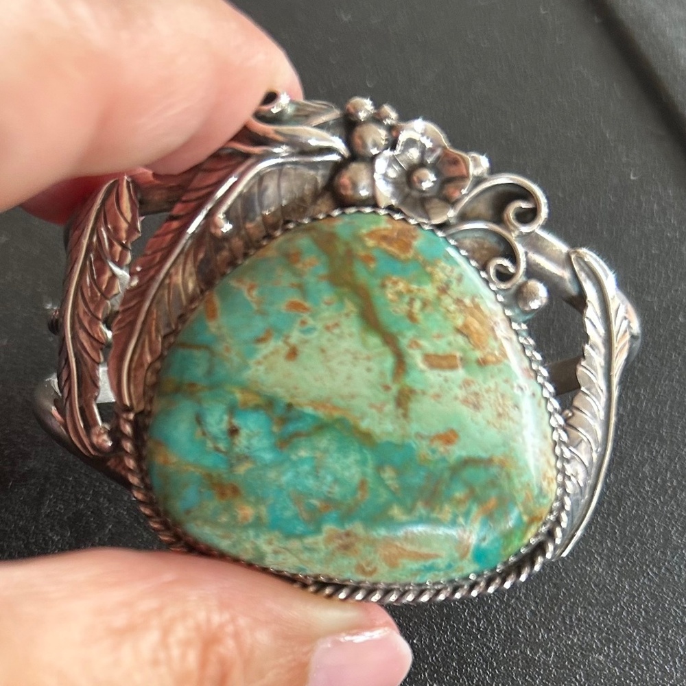 AMAZING SILVER AND TURQUOISE BRACELET